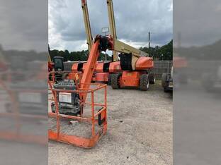 2012 JLG 1250AJP
