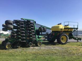 1998 John Deere 1900