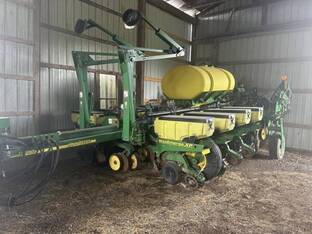 2013 John Deere 1770NT