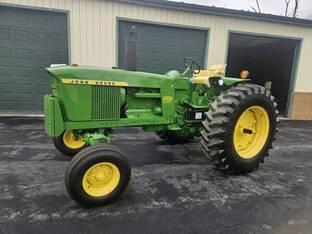 1971 John Deere 4000