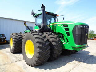 2011 John Deere 9530