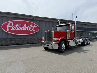 2025 Peterbilt 589