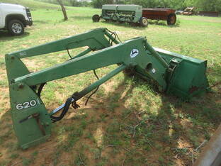 John Deere 620