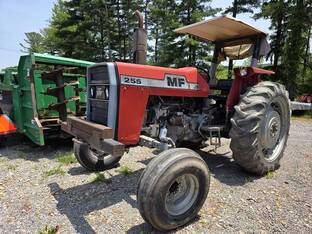 1980 Massey-Ferguson 255