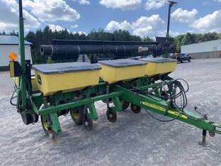 2004 John Deere 1750