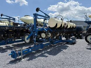 2013 Kinze 3600