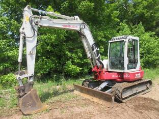 2013 Takeuchi TB180FR