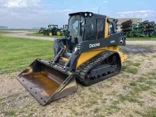 2023 John Deere 325G