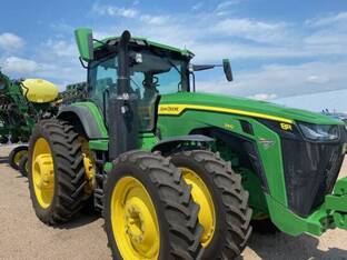2024 John Deere 8R 340