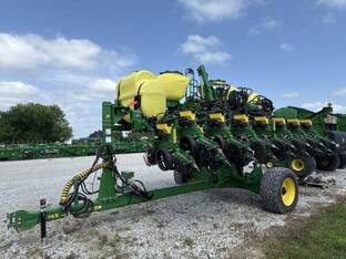2021 John Deere 1745