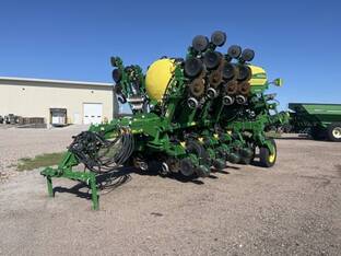 2020 John Deere 1795