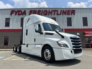 2026 Freightliner CASCADIA 126
