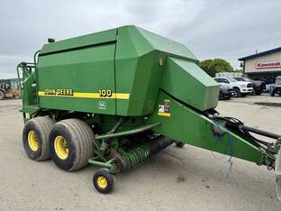2002 John Deere 100