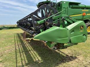 2010 John Deere 635F