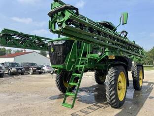 2023 John Deere 412R