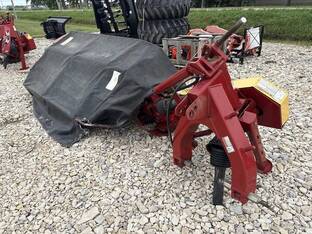 2015 New Holland H6740