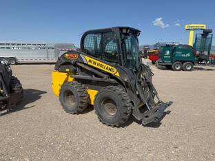 2025 New Holland L320