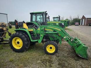 2004 John Deere 4720