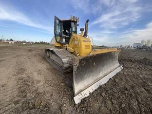 2016 Komatsu D61PXi-24
