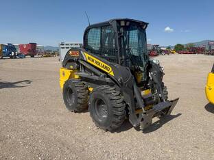 2024 New Holland L320