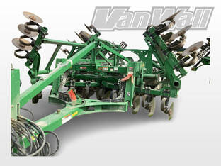 2017 John Deere 2730