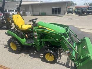 2023 John Deere 1025R