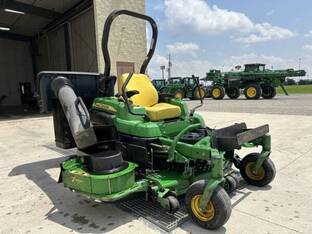 2010 John Deere Z910A