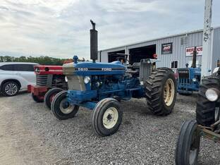 1984 New Holland 5610
