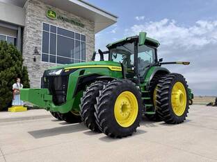 2024 John Deere 8R 370