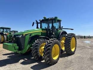 2023 John Deere 8R 310