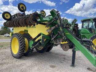 2022 John Deere 2530L