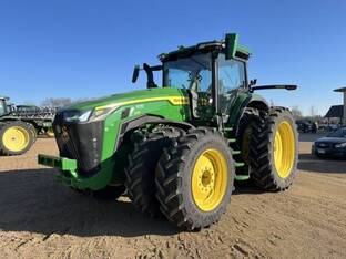 2023 John Deere 8R 370