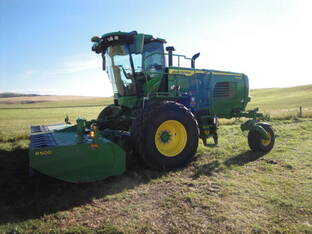 2022 John Deere W235R