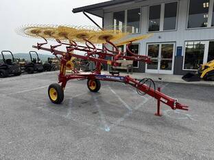 2025 New Holland PC1022