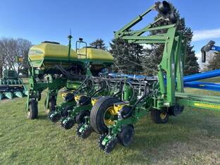 2012 John Deere 1770NT CCS