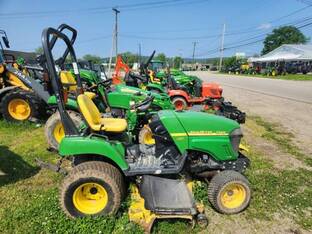 2010 John Deere 2305