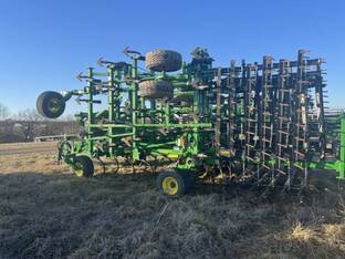 2022 John Deere 2230