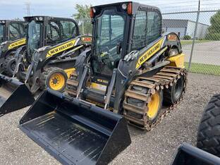 2016 New Holland L220