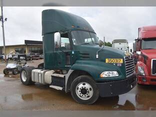 2016 Mack PINNACLE CXU612
