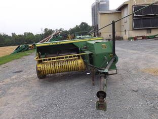John Deere 336