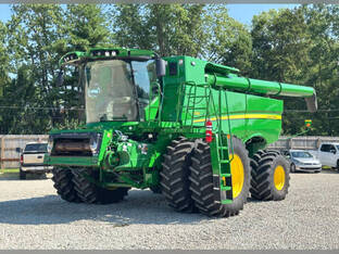 2023 John Deere S780