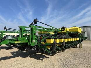 2025 John Deere 1775NT
