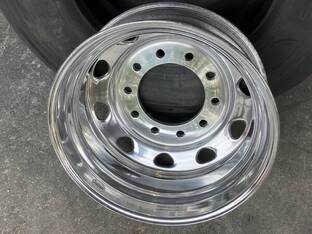 Kenworth Hub Pilot Rim