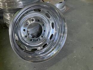 Peterbilt Old Style Rims