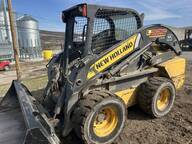 2011 New Holland L225