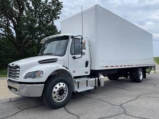 2026 Freightliner BUSINESS CLASS M2 106