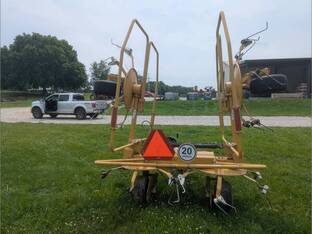 Vermeer Mfg. Co. TE1710 Hydraulic Fold Hydraulic Tilt 4-b