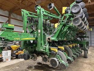 2015 John Deere 1795