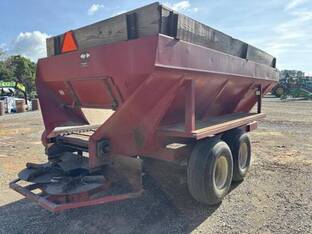 Chandler LITTER SPREADER