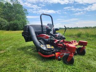 2025 Exmark UltraVac Quick Dump Collection System, 1